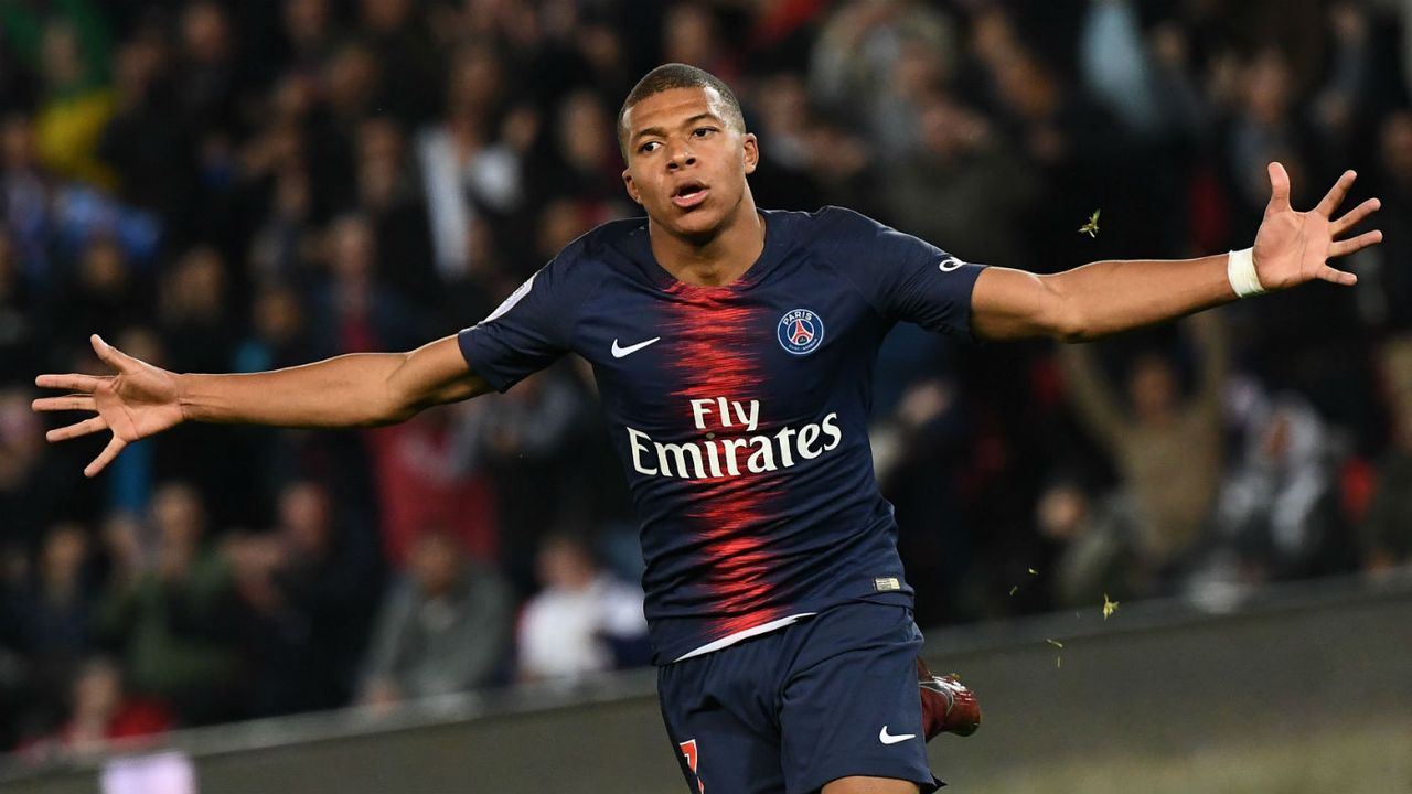 Kylian Mbappe PSG four goals Lyon