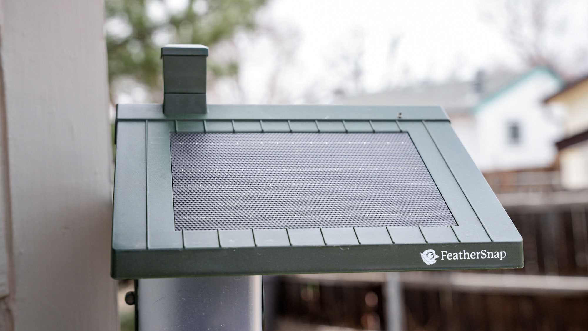 Close up of the roof on a Feathersnap Scout Bird Feeder.