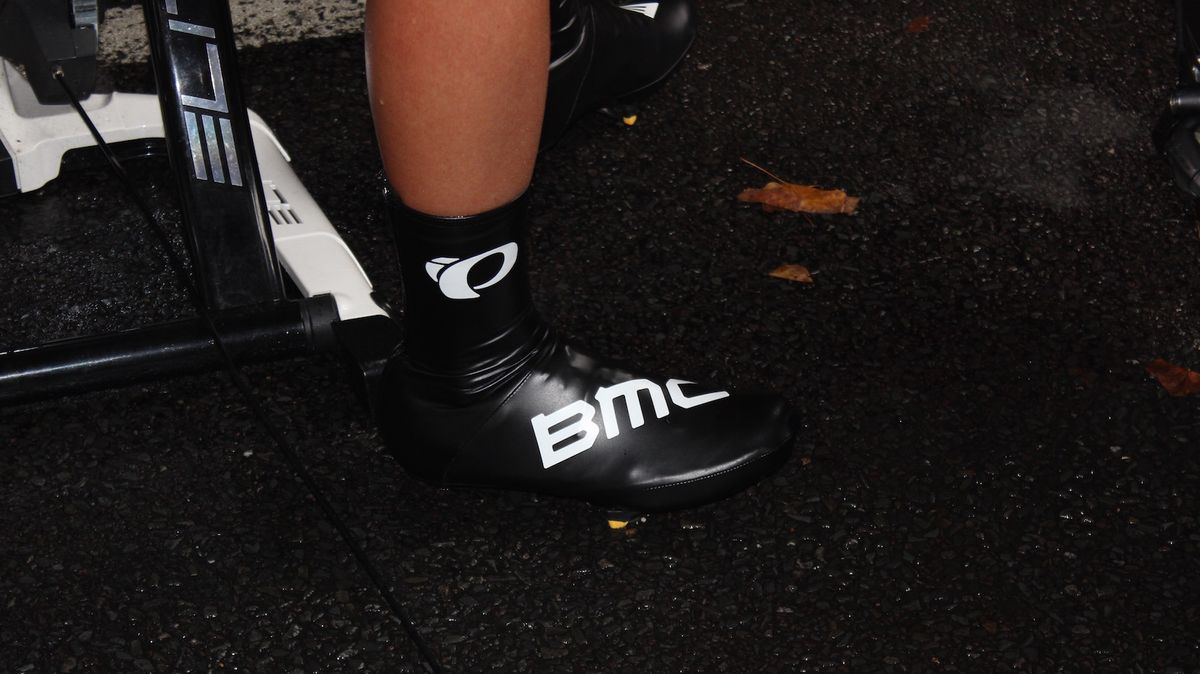 Many riders wore aero overshoes for the TT
