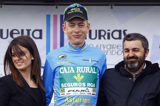 Hugh Carthy wins the 2016 Vuelta Asturias opener