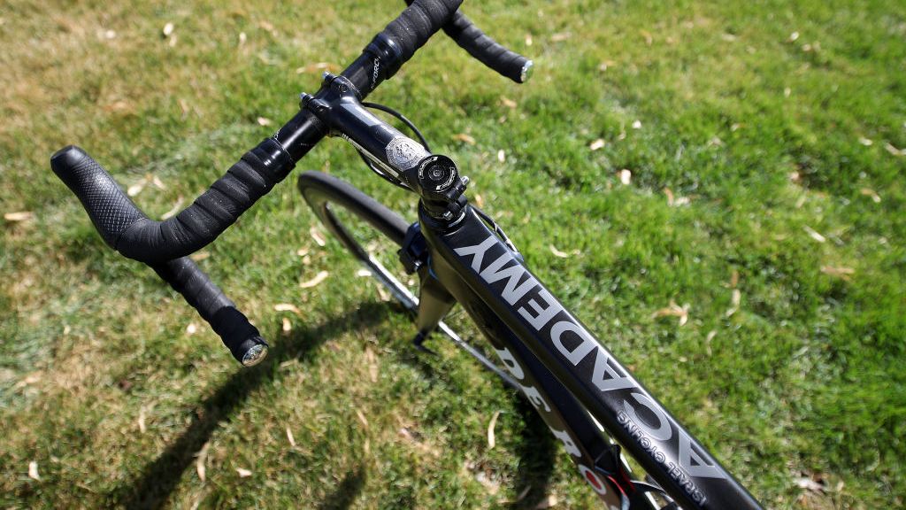 Hermans' team name adorns the top tube of his custom-painted De Rosa Protos