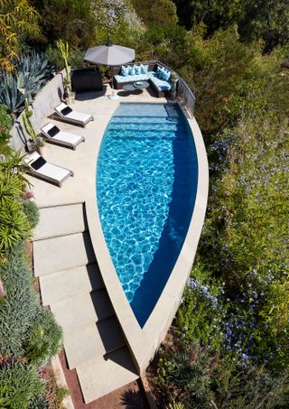 Garcia House by John Lautner swimming pool