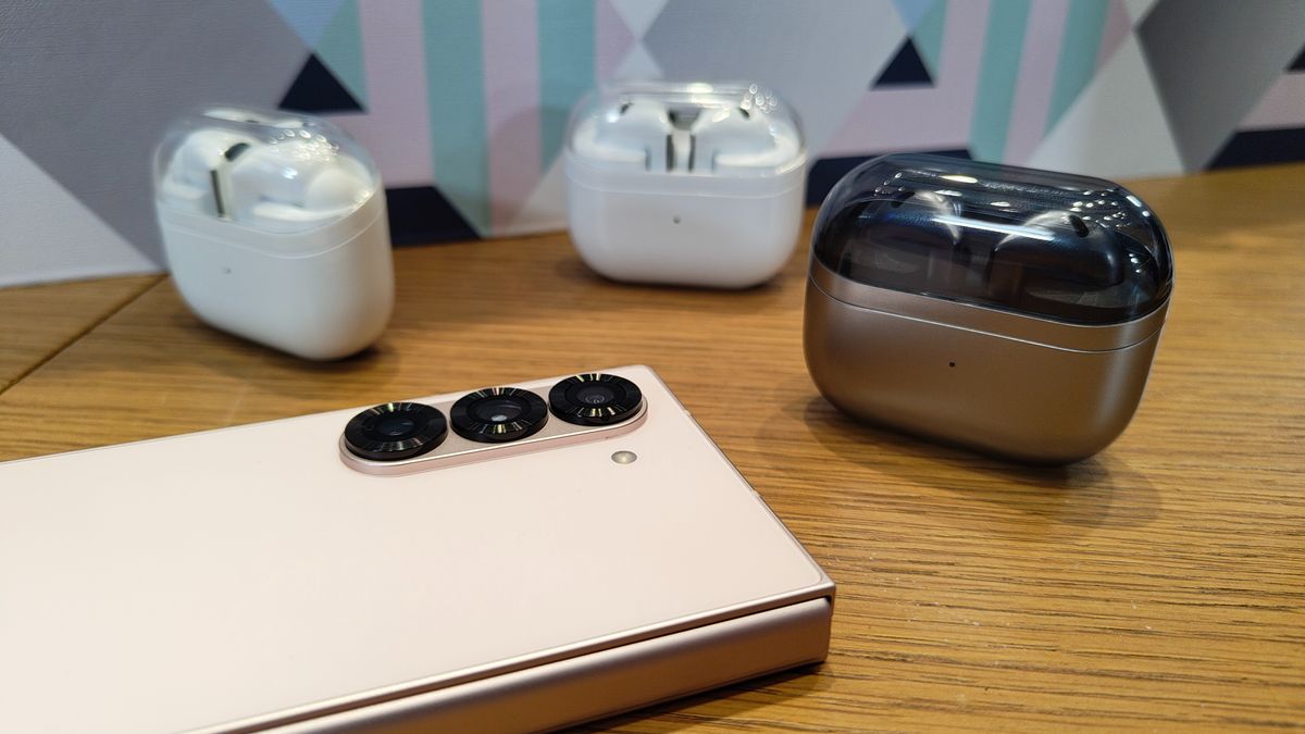 Samsung Galaxy Buds 3 Pro, Galaxy Buds 3 and Galaxy Z Fold 6