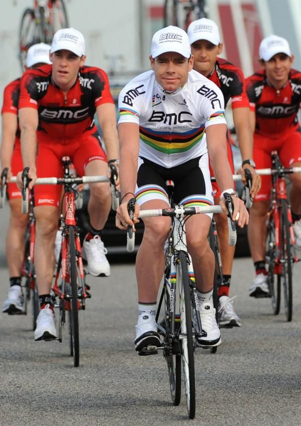 Cadel Evans (BMC) shows off his rainbow jersey at the presentation
