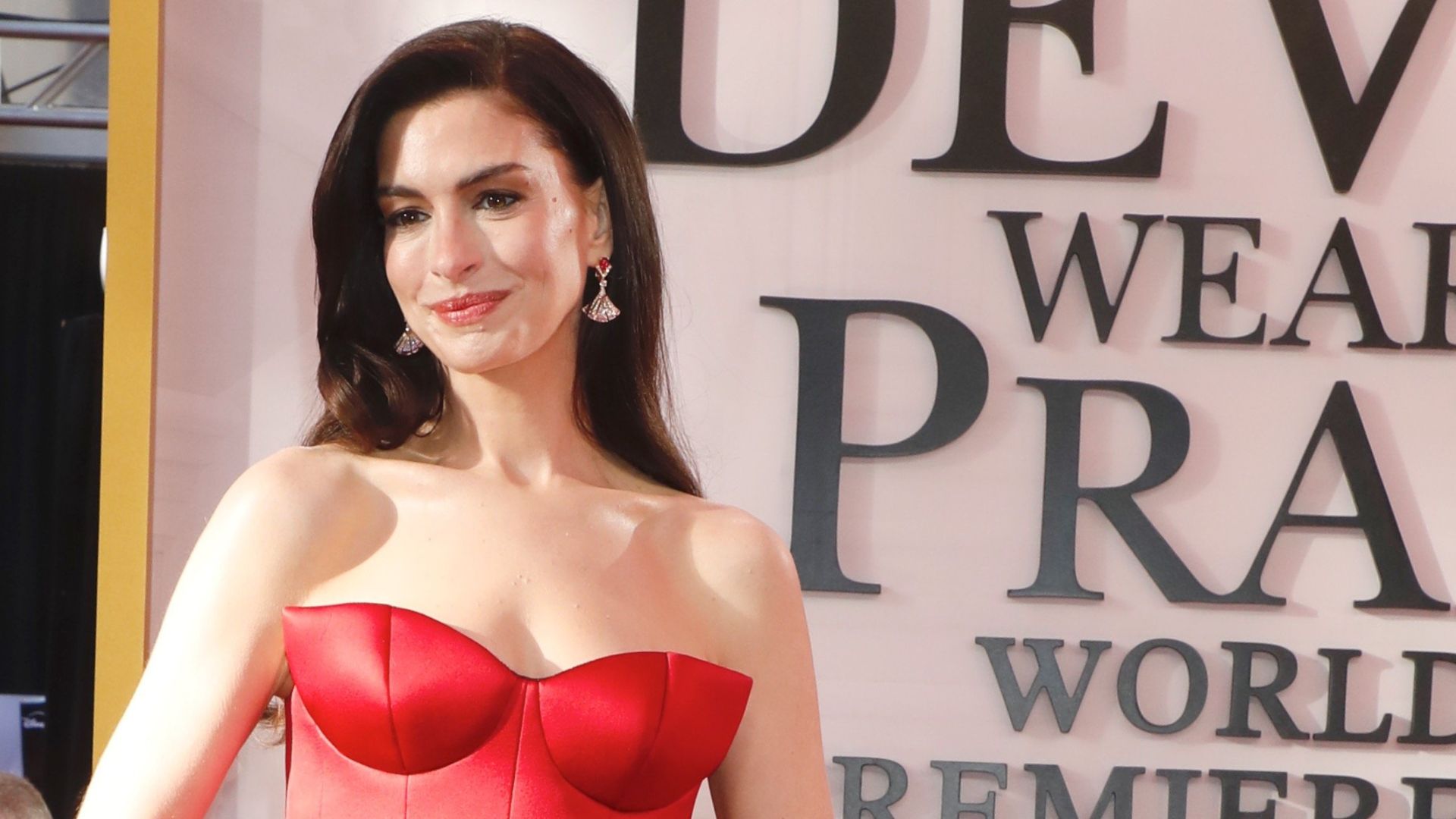 Anne Hathaway attends the world premiere of Devil wears Prada 2, April 20, 2026