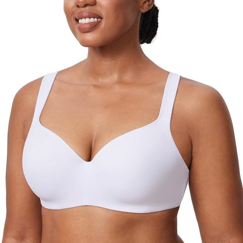DELIMIRA Women&#039;s Padded Bra T Shirt Underwired Support Bra Balcony Seamless Full Cup Comfort Bra on model 