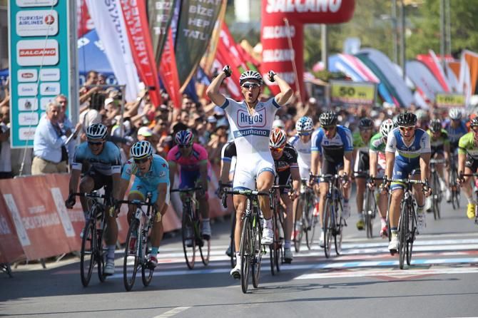 Marcel Kittell (Argos-Shimano) completes his hat-trick