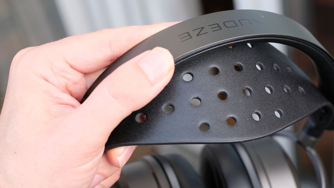 Photograph of Audeze Maxwell 2 headphones