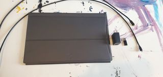 Asus ROG Strix XG17AHPE
