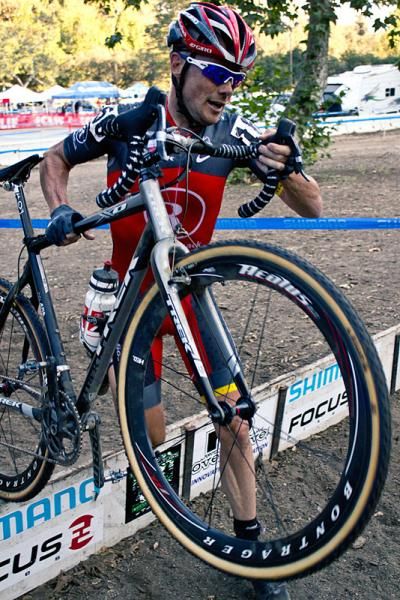 Chris Horner (RadioShack) was caught behind a crash on the first lap, but bounced back to finish 9th.