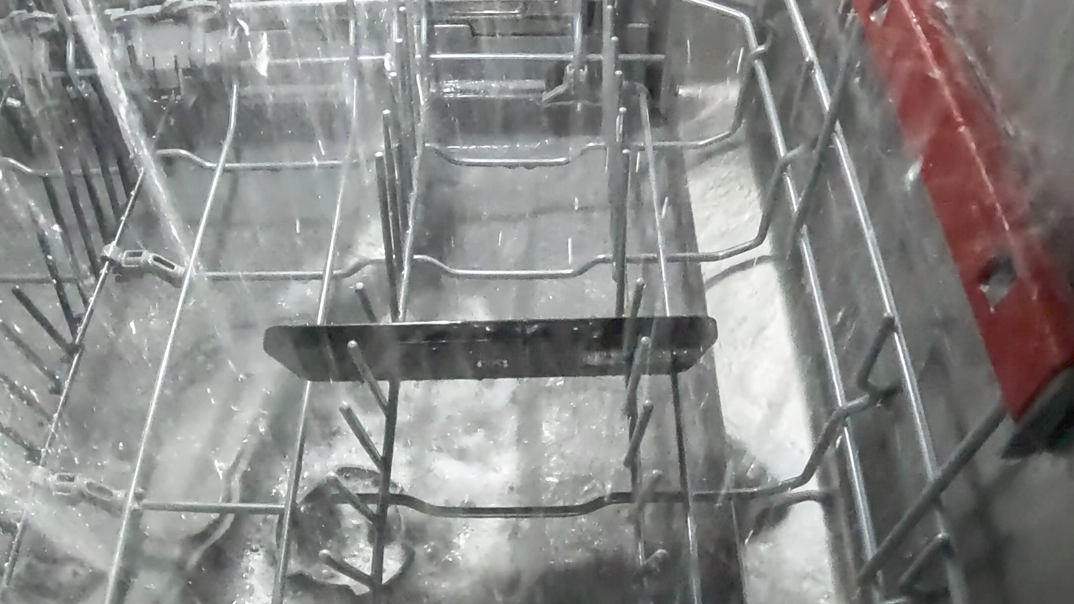 OnePlus 15R during a dishwasher cycle