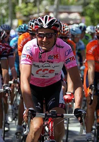 Ivan Basso (CSC) was all smiles before the start of stage 9