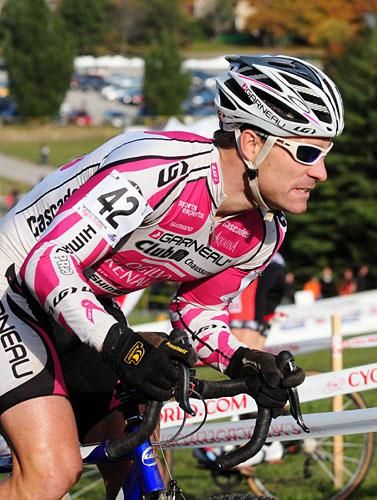 Aroussen Laflamme (Garneau Club chaussures).