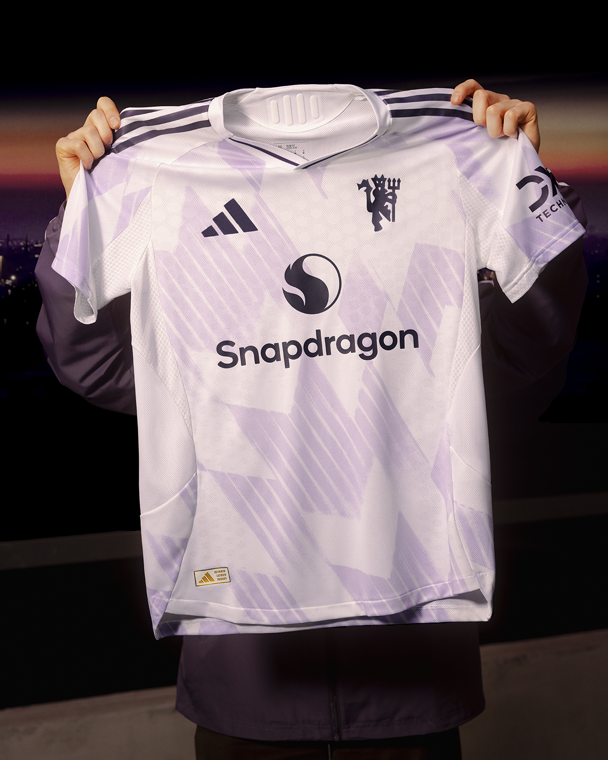 Adidas Manchester United 2025/26 away kit