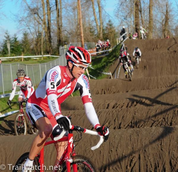 Todd Wells (Specialized) putting in a fifth place ride today