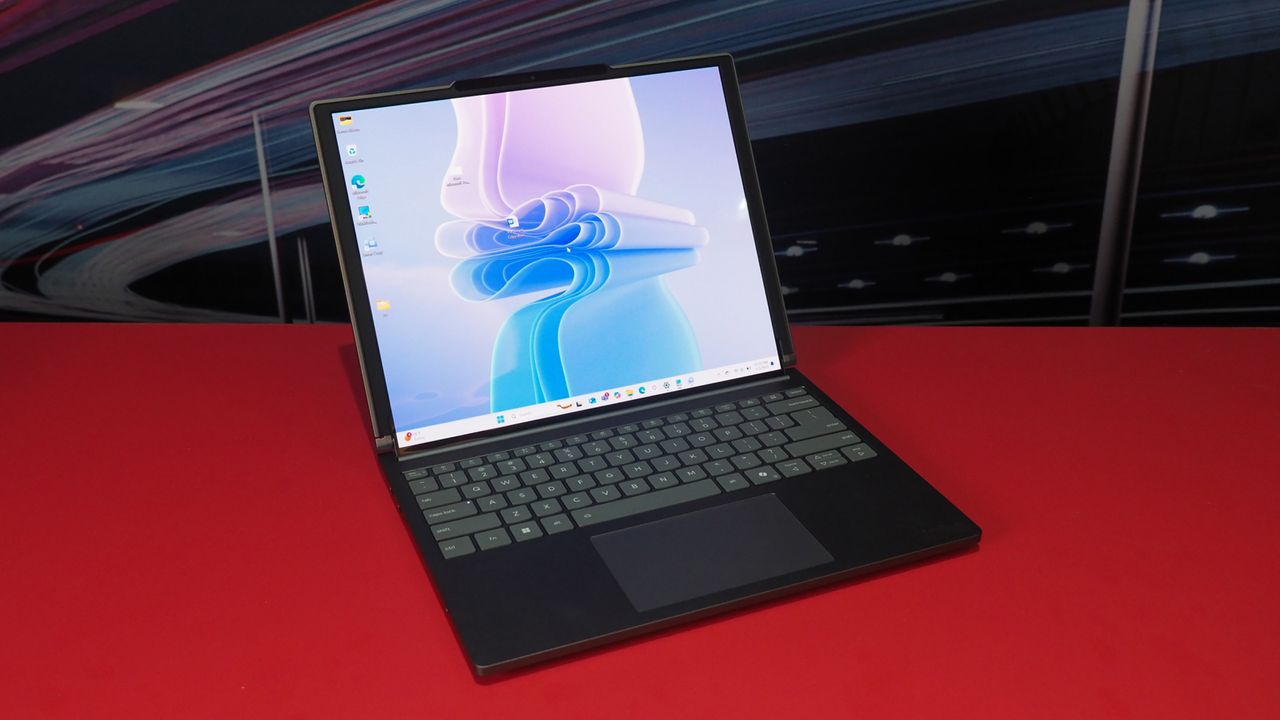 Lenovo ThinkBook Plus Gen 6 rollable laptop