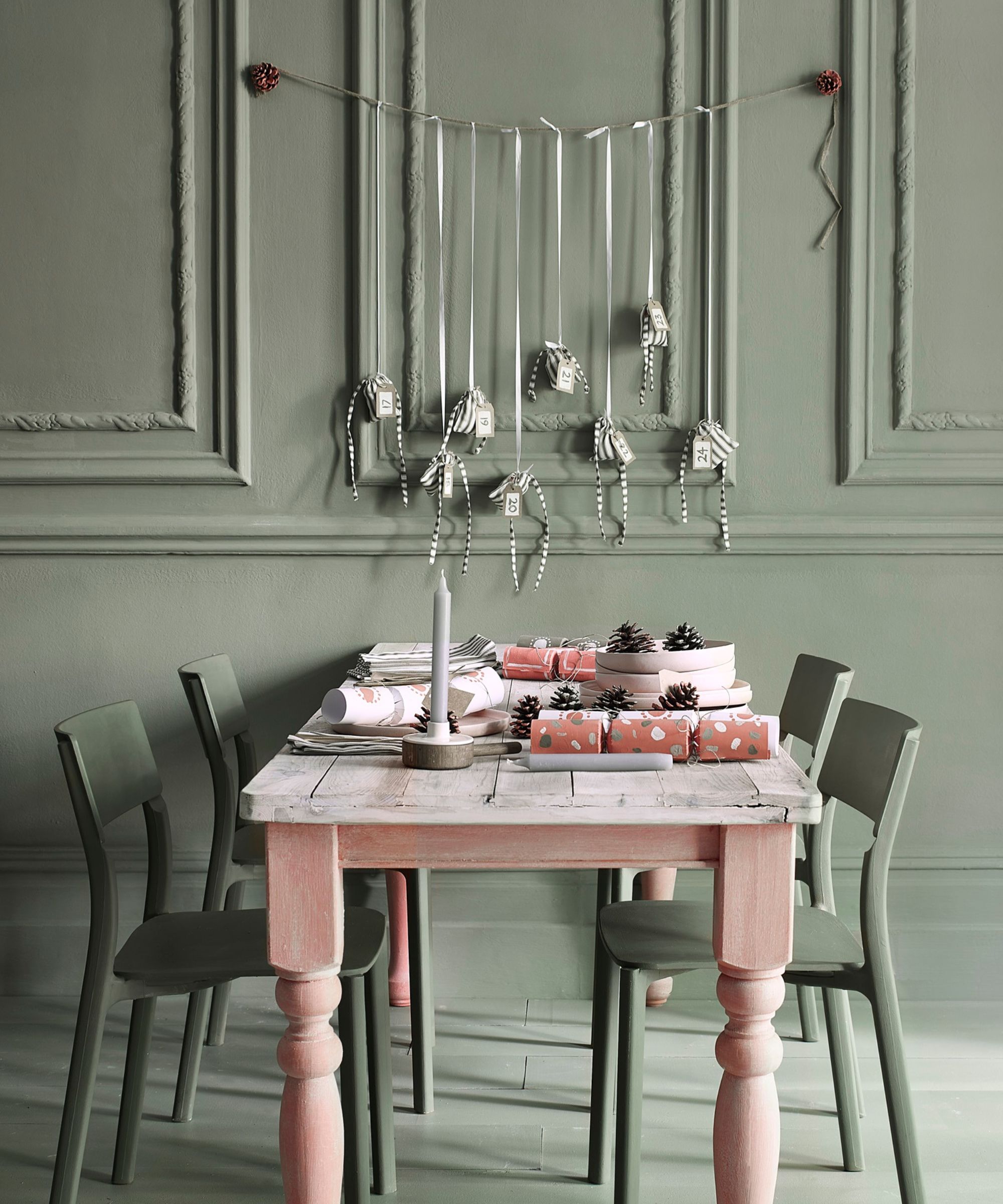 Annie Sloan DIY Advent calendar idea