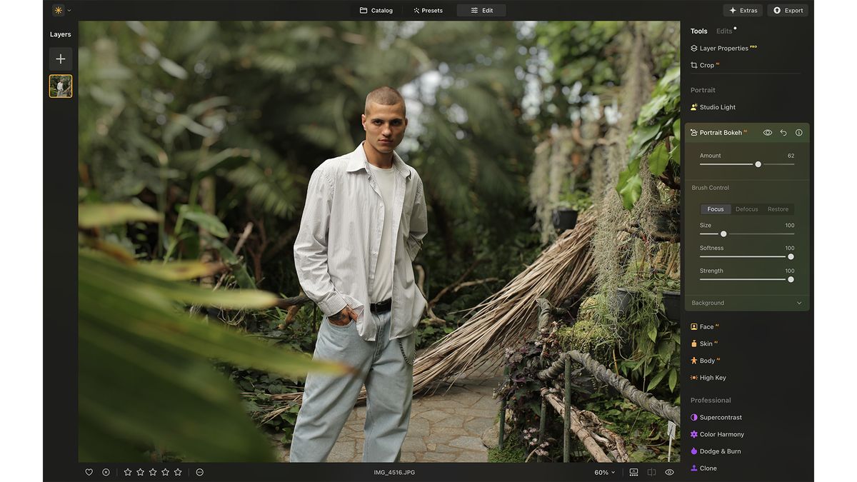 Some still shots of Luminar being used on a desktop PC.