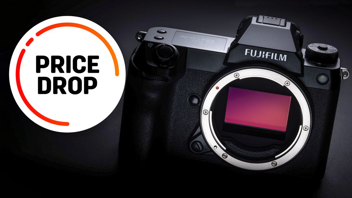 Fujifllm GFX100S - best price deal