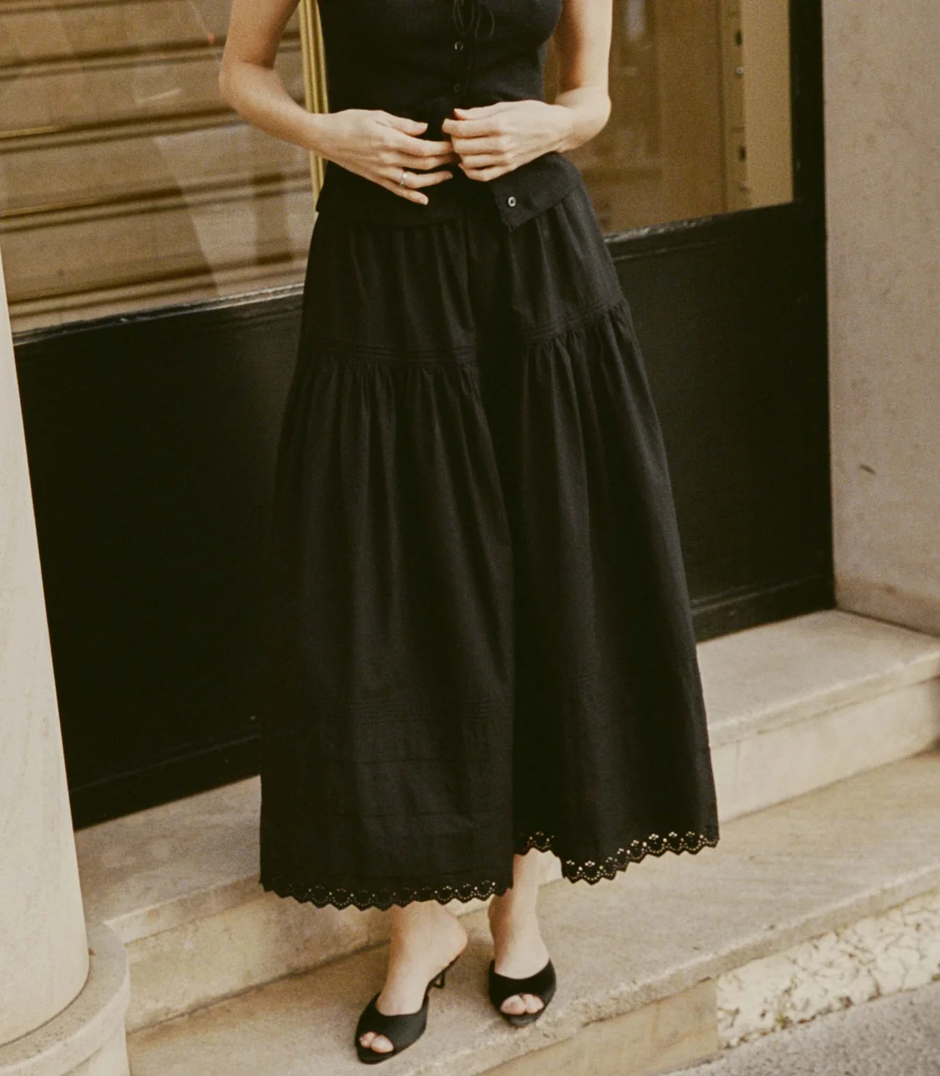 DOEN, SEBASTIAN SKIRT--BLACK