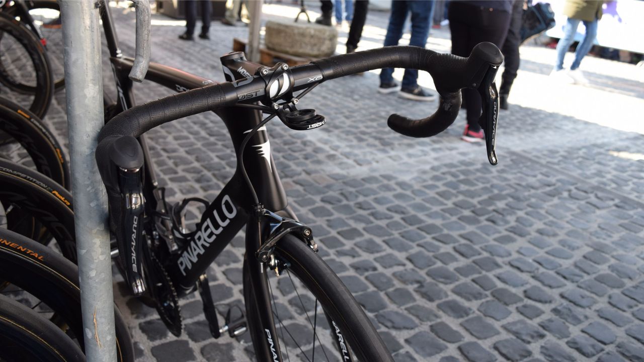 Stannard's wide pars are also equipped with satellite sprint shifters on the drops