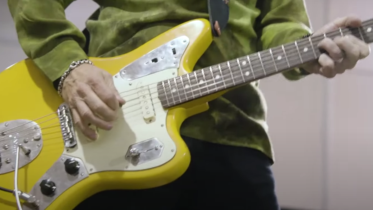 Johnny Marr perform &quot;Spirit Power and Soul&quot; live from his album &#039;Fever Dreams Pts 1-4&#039; using his signature model Fender Jaguar