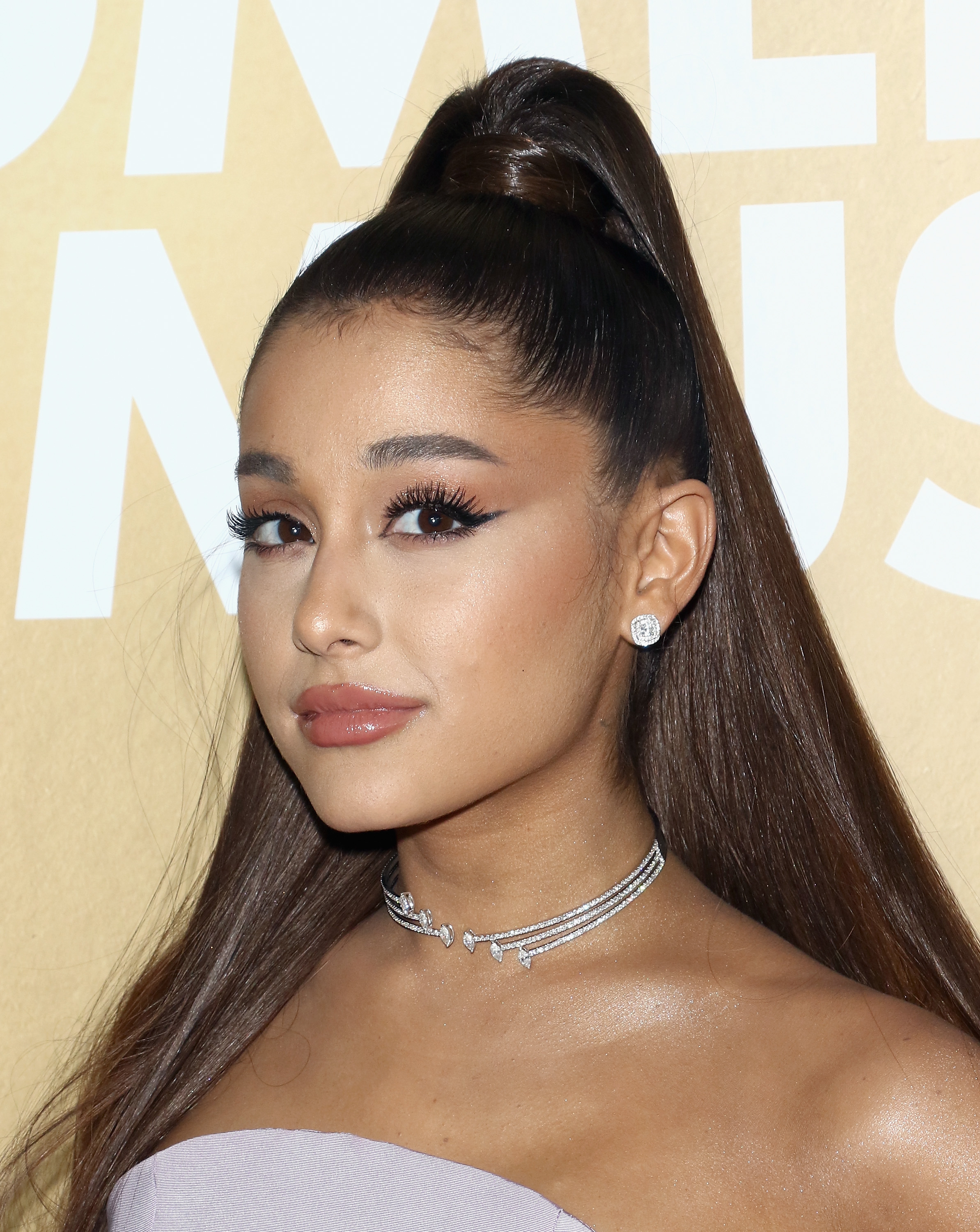 perfume - ariana grande