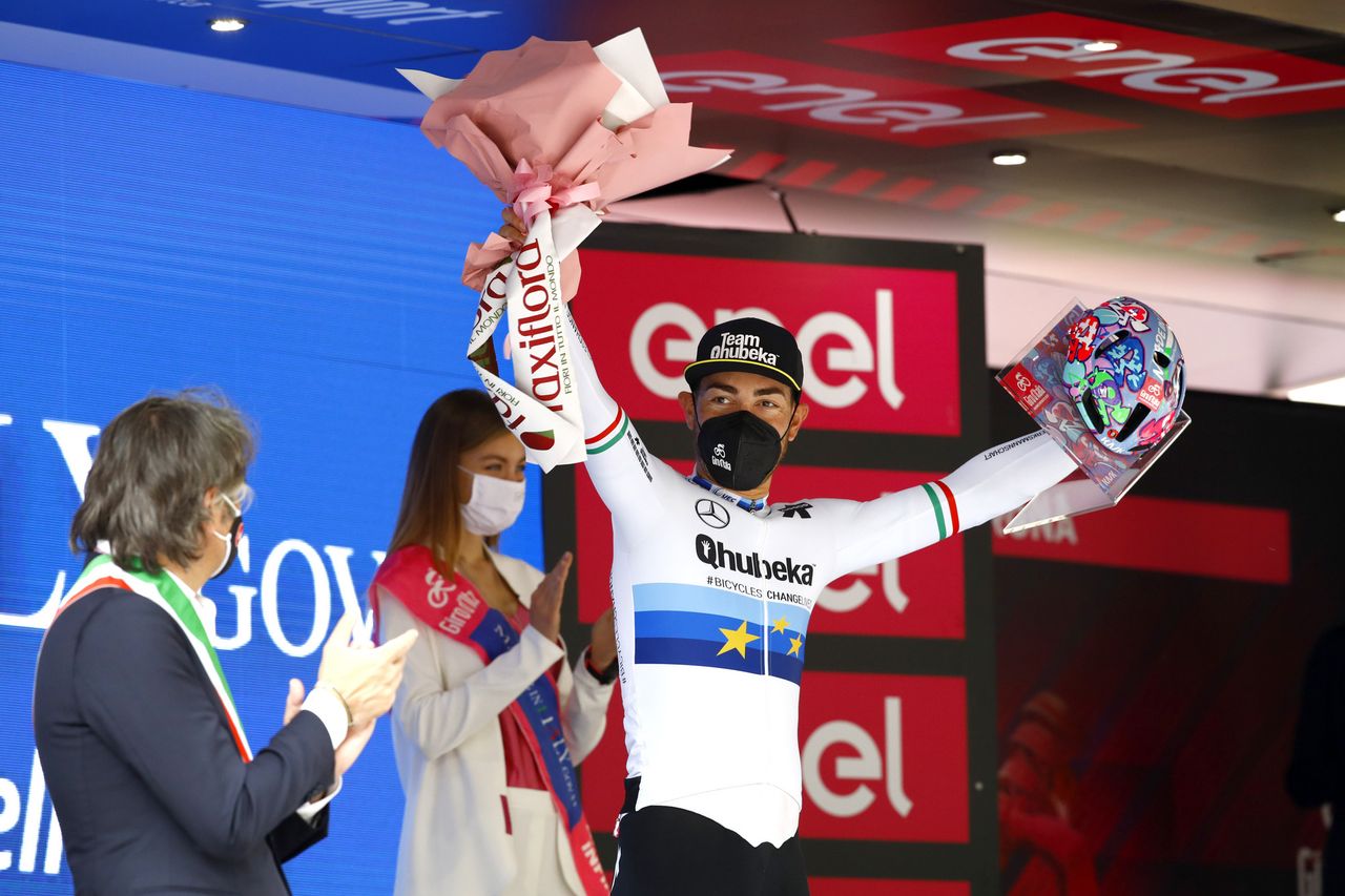 Giro d'Italia 2021 - 104th Edition - 13th stage Ravenna - Verona 198 km - 21/05/2021 - Giacomo Nizzolo (ITA - Team Qhubeka Assos) - photo Roberto Bettini/BettiniPhoto&Acirc;&copy;2021