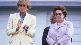 Queen Diana Elizabeth Arden Eight Hour Cream