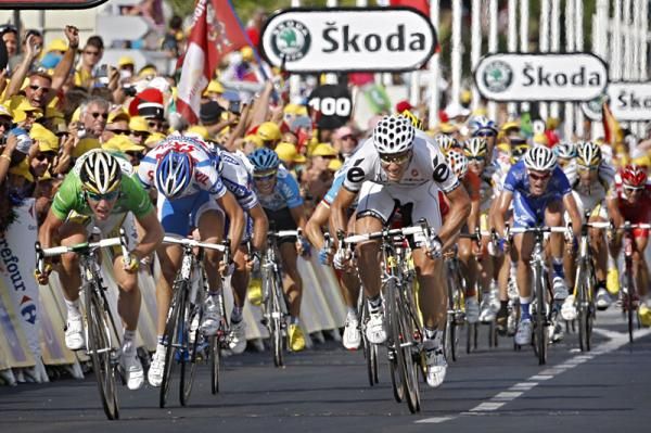 Mark Cavendish (Columbia-HTC) heads the sprint in Tour de France stage three.