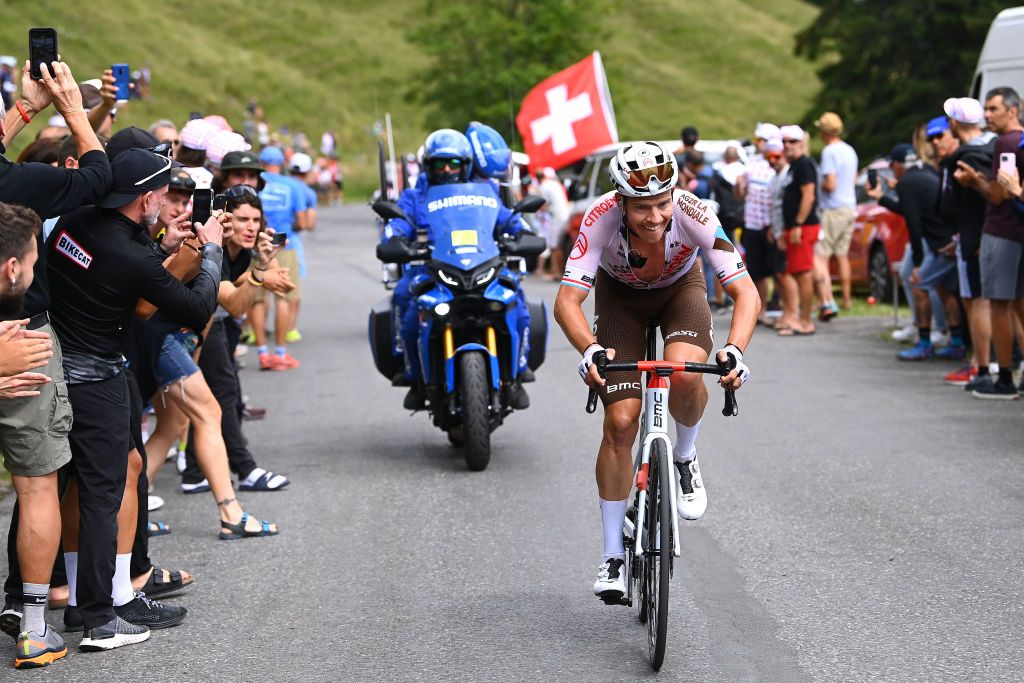 CHTEL LES PORTES DU SOLEIL FRANCE JULY 10 Bob Jungels of Luxembourg and AG2R Citren Team competes in the breakaway while fans cheer during the 109th Tour de France 2022 Stage 9 a 1929km stage from Aigle to Chtel les portes du Soleil 1299m TDF2022 WorldTour on July 10 2022 in Chtel les portes du Soleil France Photo by Tim de WaeleGetty Images