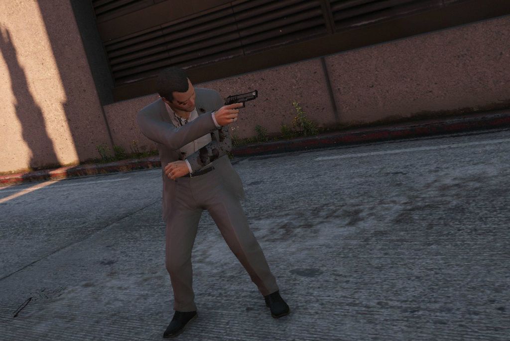 This GTA 5 realistic damage mod adds nerve damage, heart attacks