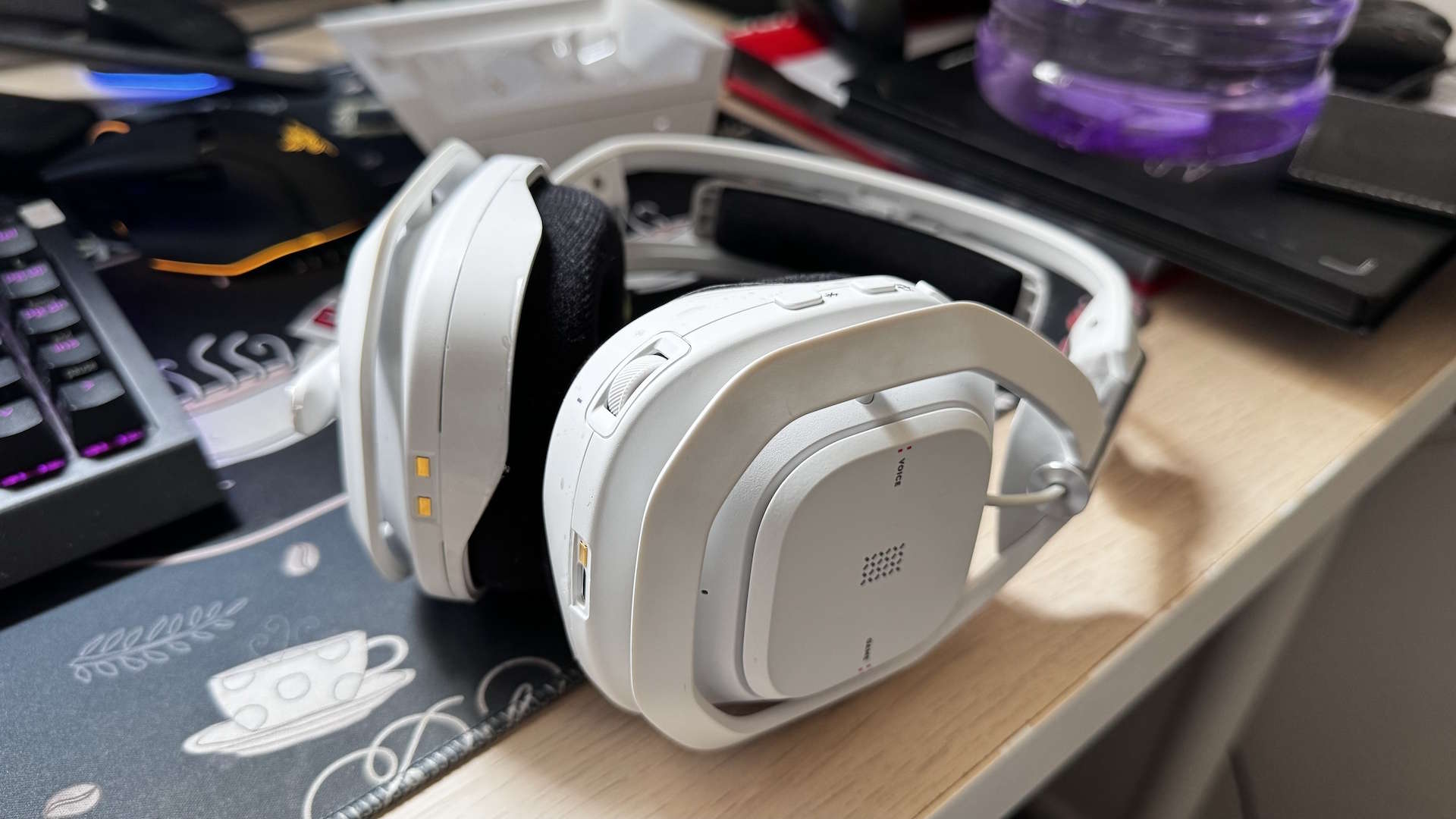 Logitech G Pro Astro A50 X wireless gaming headset