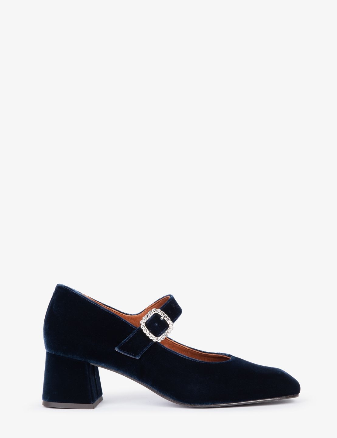 Shoe Trends 2024 9 Key Styles That Dominated The Runways Who What Shoe Trends 2024 9 Key Styles That Dominated The Runways Who What