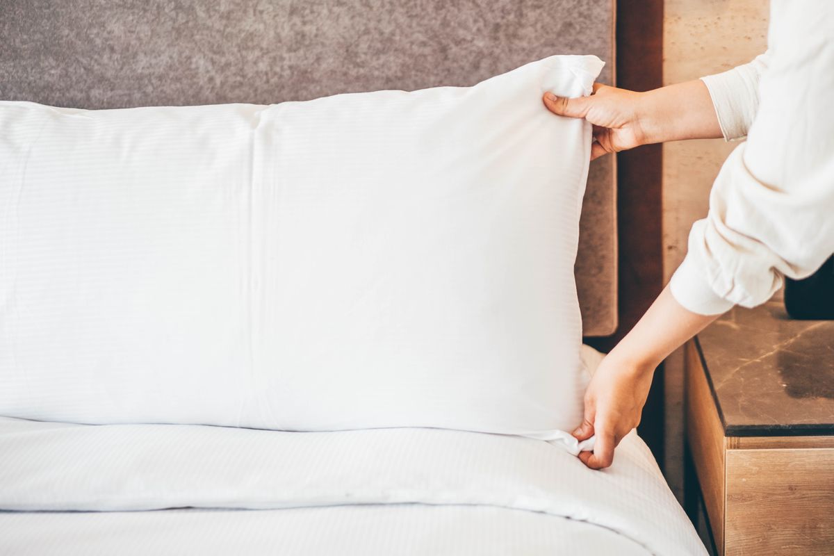 How Your Mattress & Pillow Can Affect the Spine 