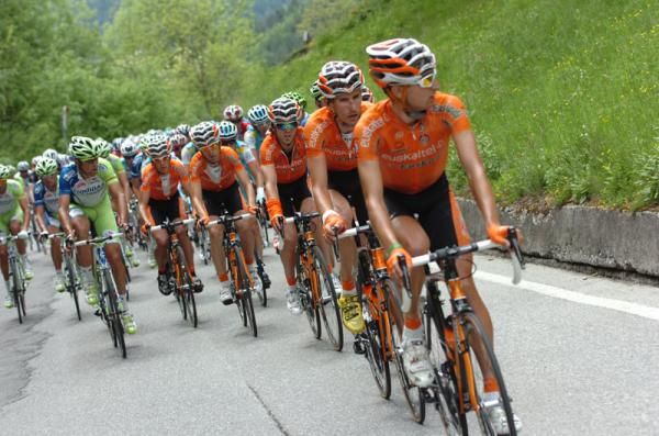 Euskaltel drove the peloton for much of the stage