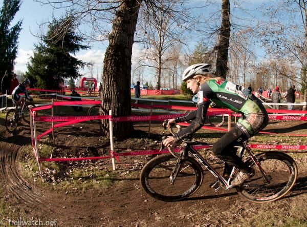 Ashley James (Kenda) marking fellow U-23 rider Coryn Rivera.