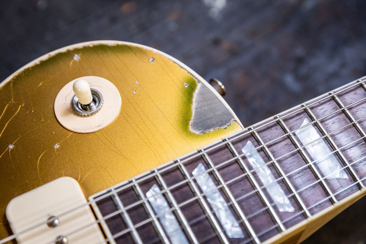 Gibson's new Mike Ness signature 1976 Les Paul Deluxe Goldtop