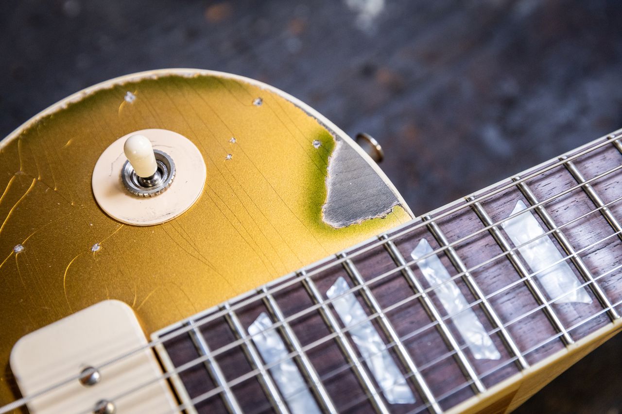 Gibson's new Mike Ness signature 1976 Les Paul Deluxe Goldtop