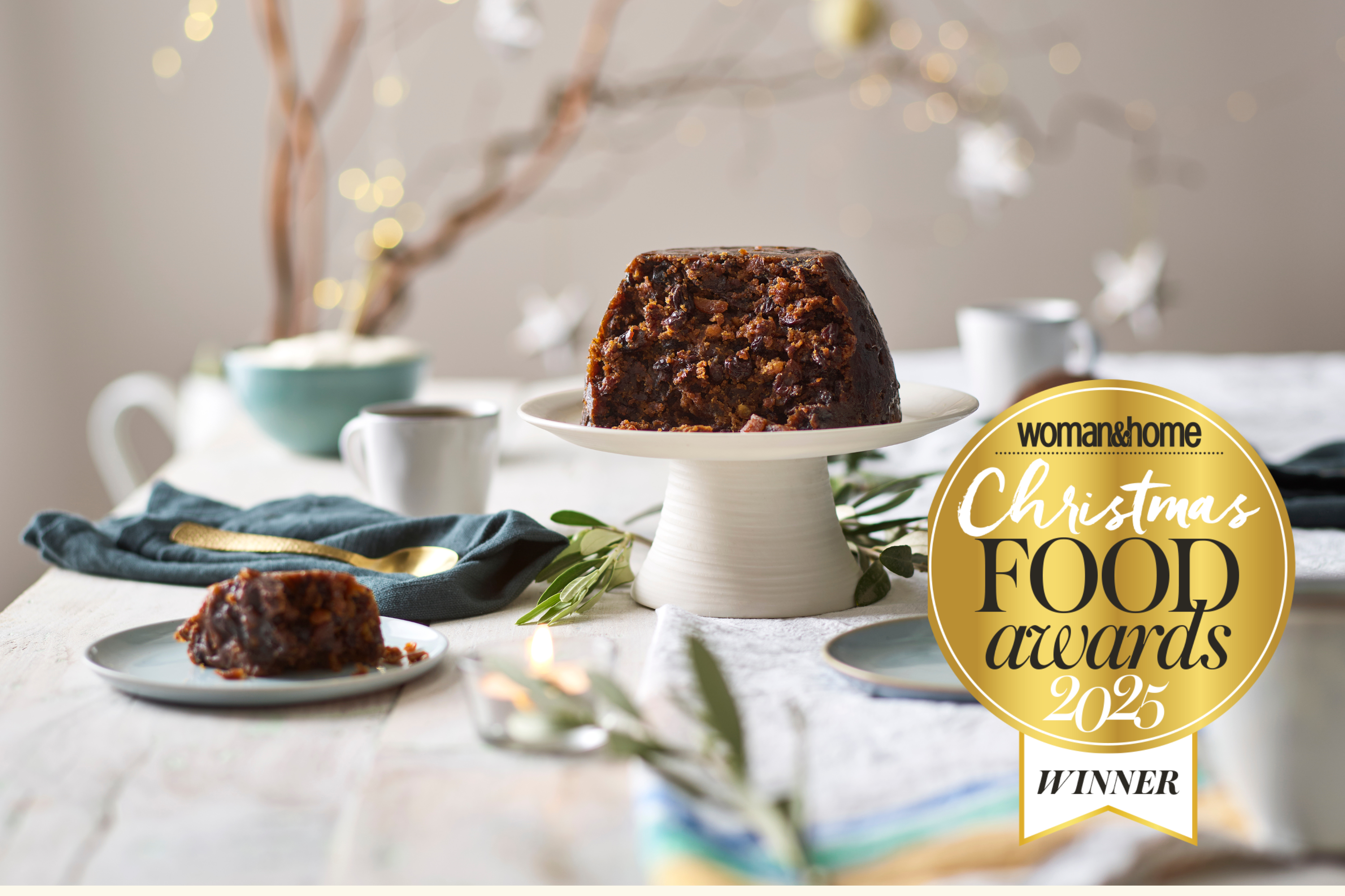 Bettys Large Classic Christmas Pudding