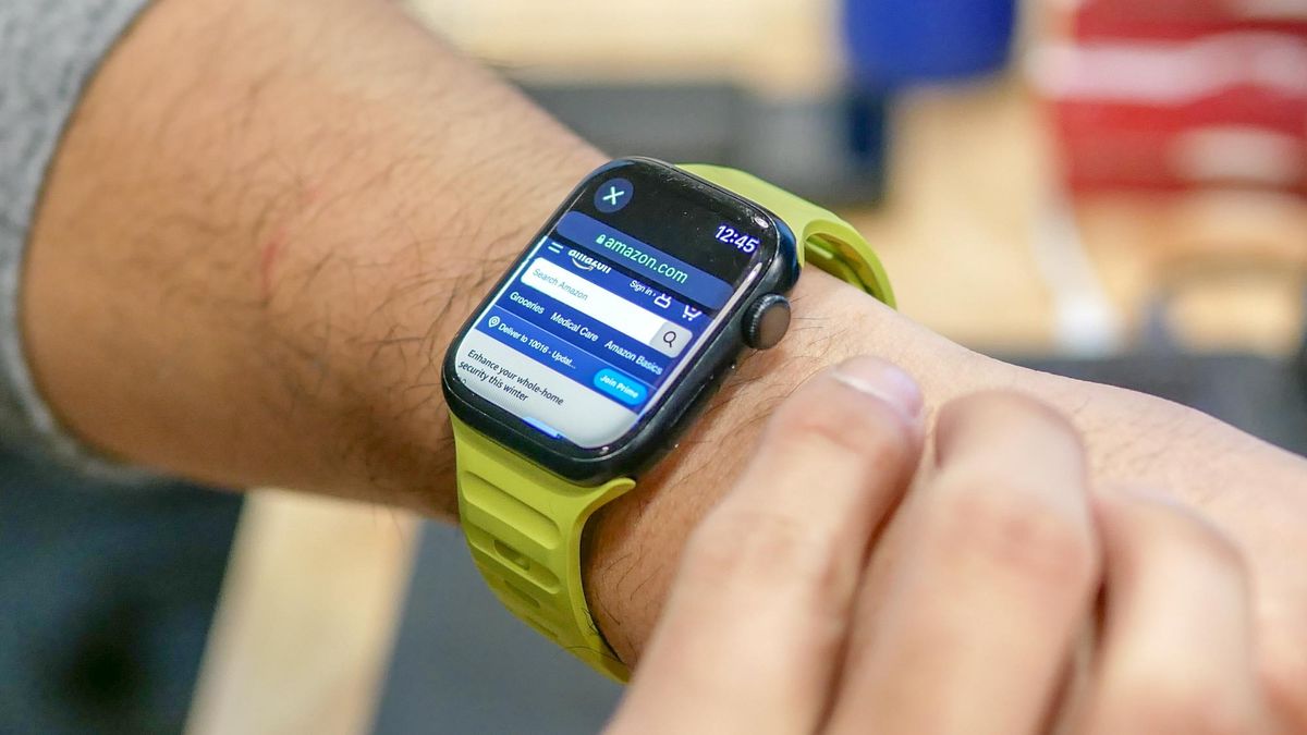 I accidentally discovered a hidden browser on my Apple Watch — here's how to find it