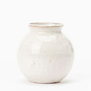 white ceramic vase