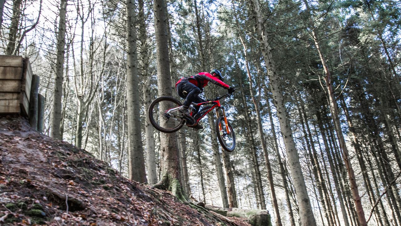 Sam Pilgrim&#039;s top freeride mountain biking gear