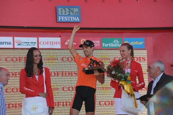 Mikel Nieve (Euskaltel-Euskadi) on the podium after winning stage 16 of the 2010 Vuelta a Espana