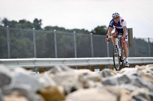 Chris Baldwin (Team juwi solar/First Solar) on his way up to the break.