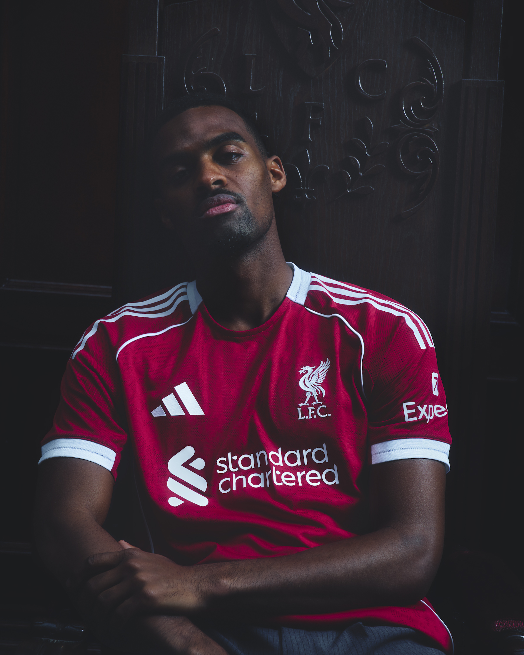 Liverpool 2025/26 home kit