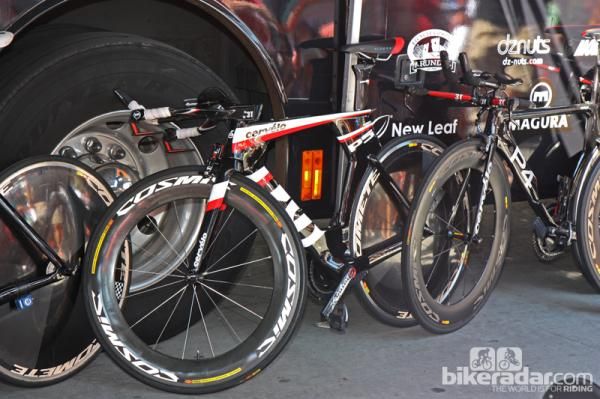 Garmin-Sharp's striking Cerv&eacute;lo P5 time trial bikes (with a bit of older P4 mixed in).