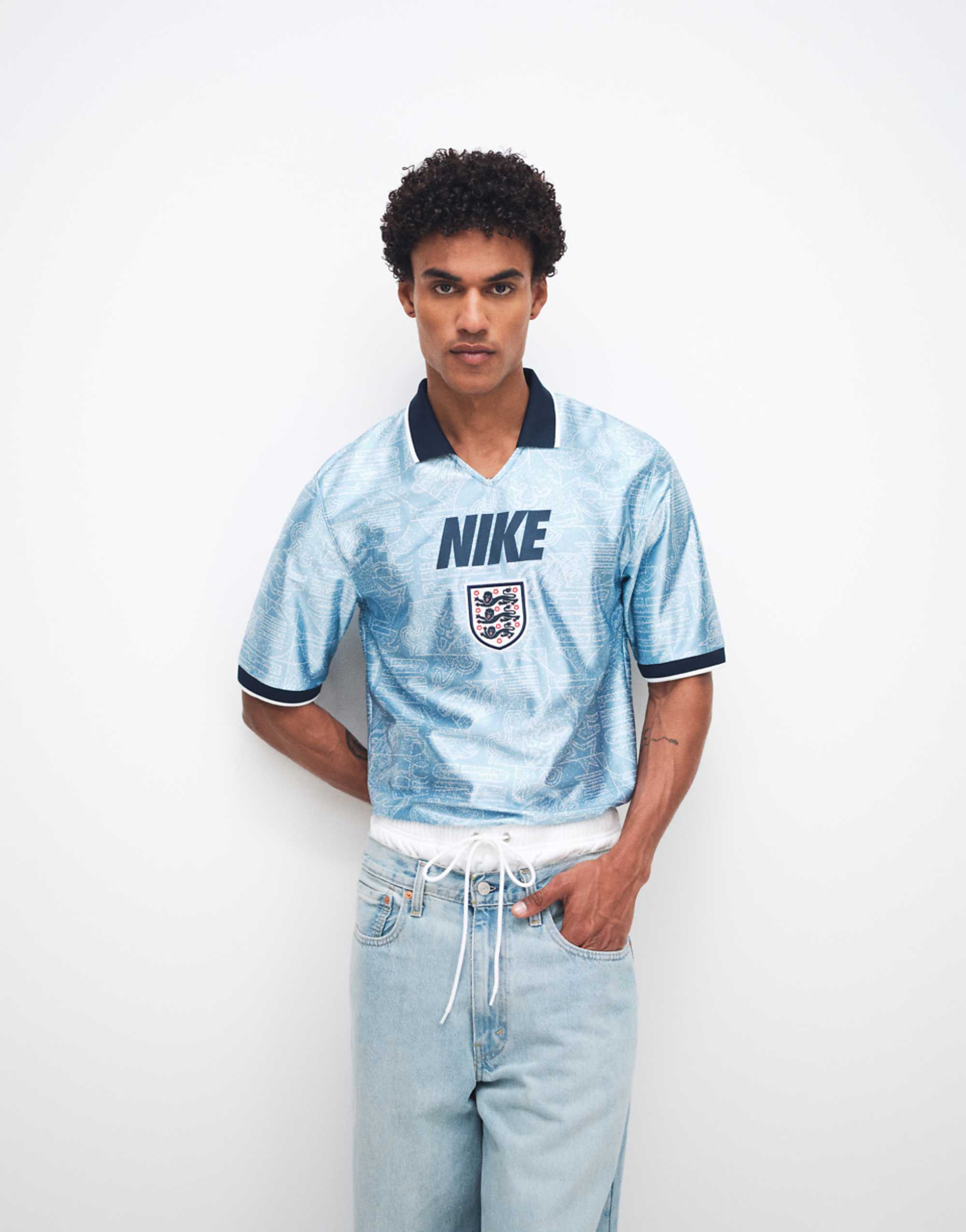 Nike England World Cup 26 Retro Heavyweight Print Jersey in Blue