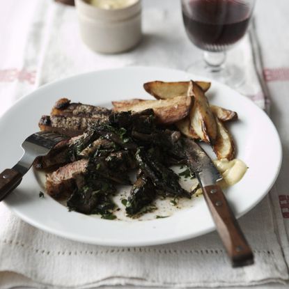 Griddled Sirloin Steak with Garlic and Parsley Mushrooms recipe-new recipes-woman and home