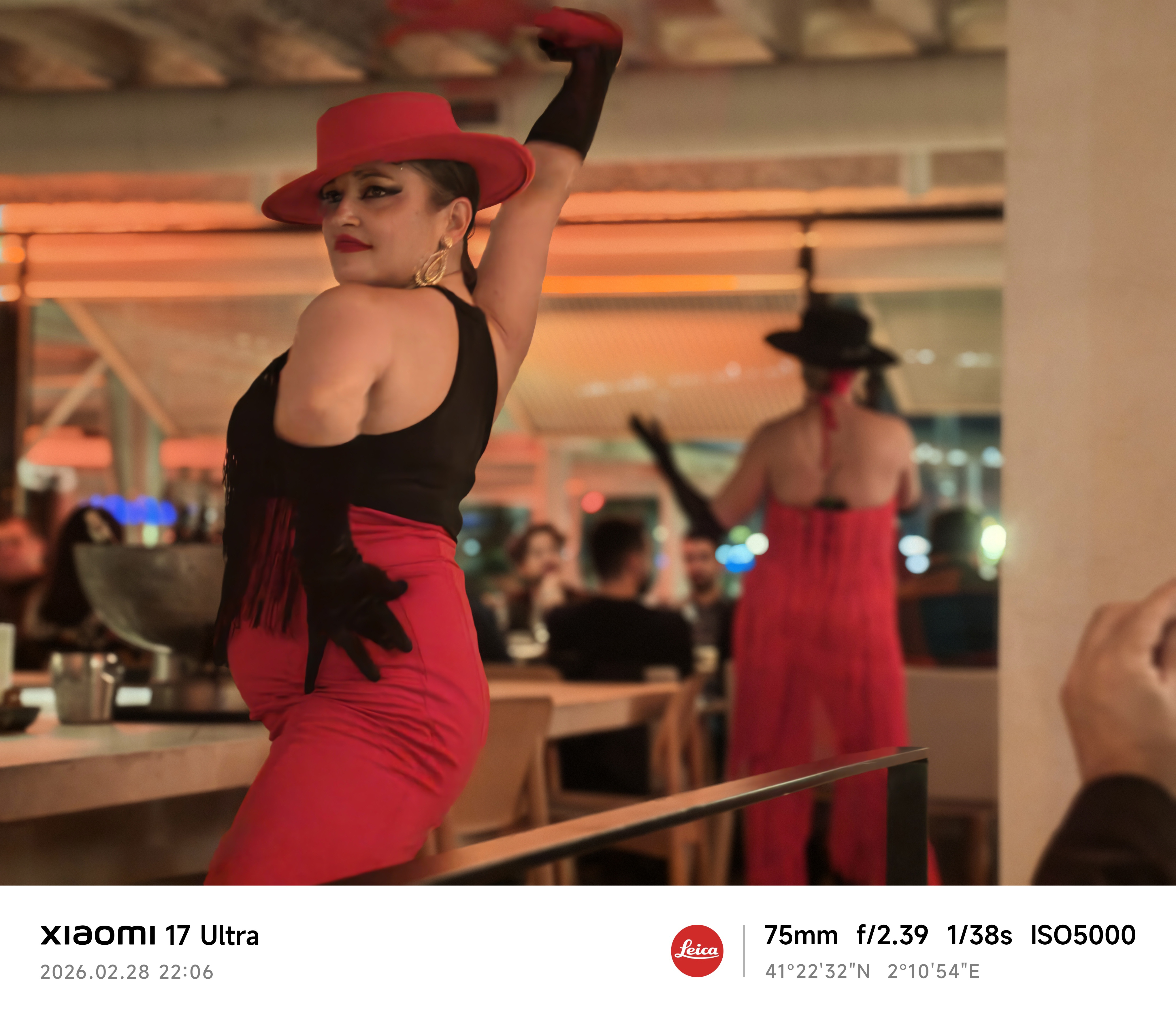 Xiaomi 17 Ultra camera sample dancer low light portrait 10MB